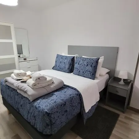 B O D Collblanc Apartment
